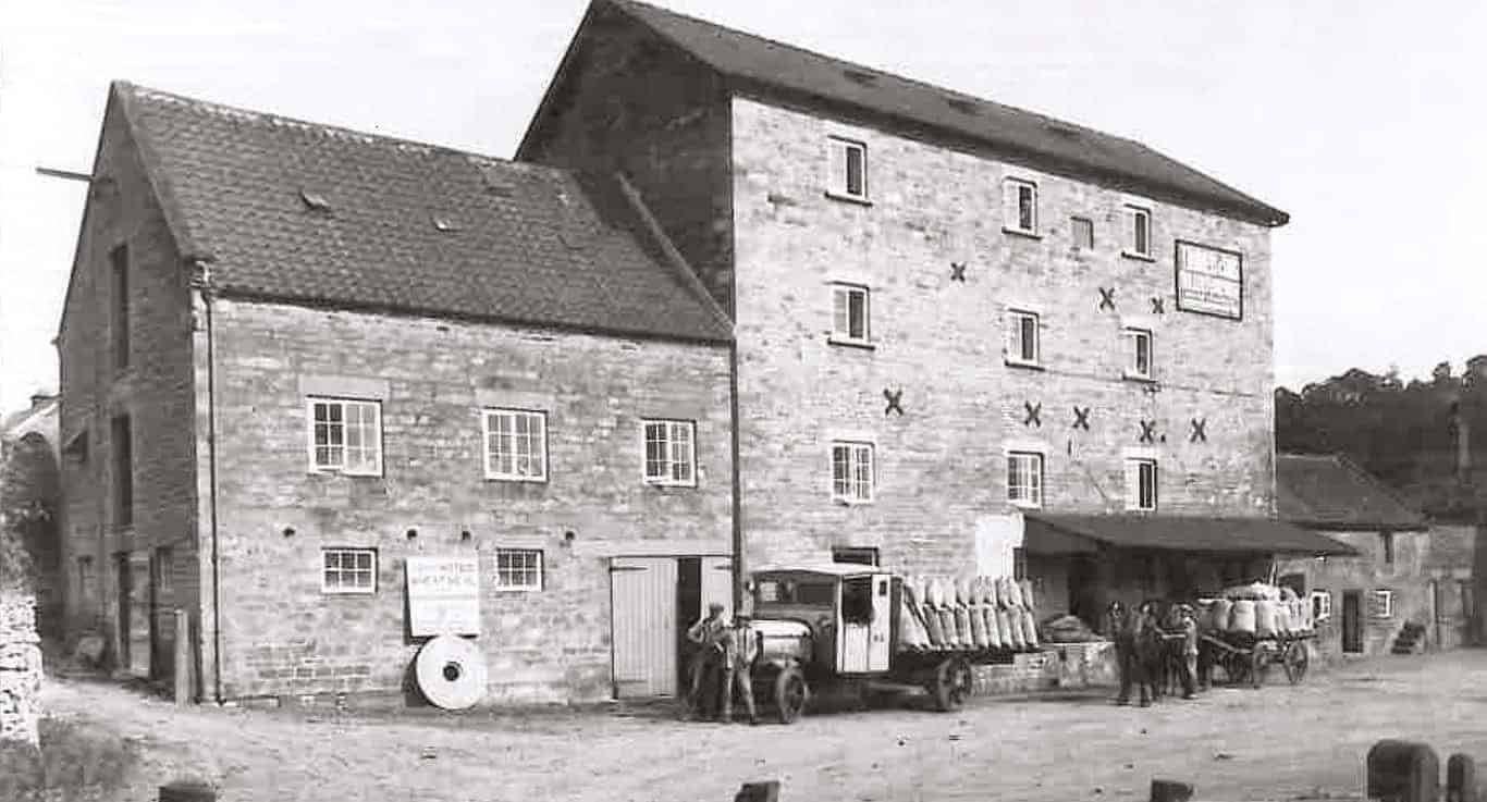 1922